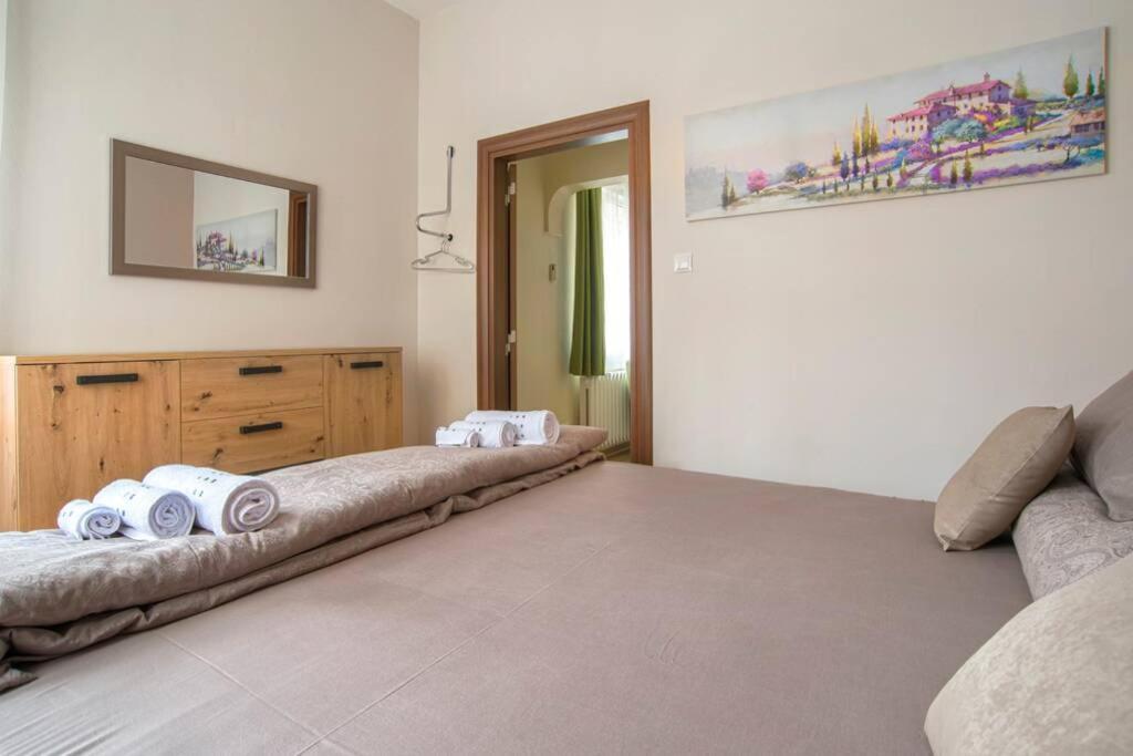 Elegant & Stylish 2 Bedroom Top Central Apartment Sofia Extérieur photo